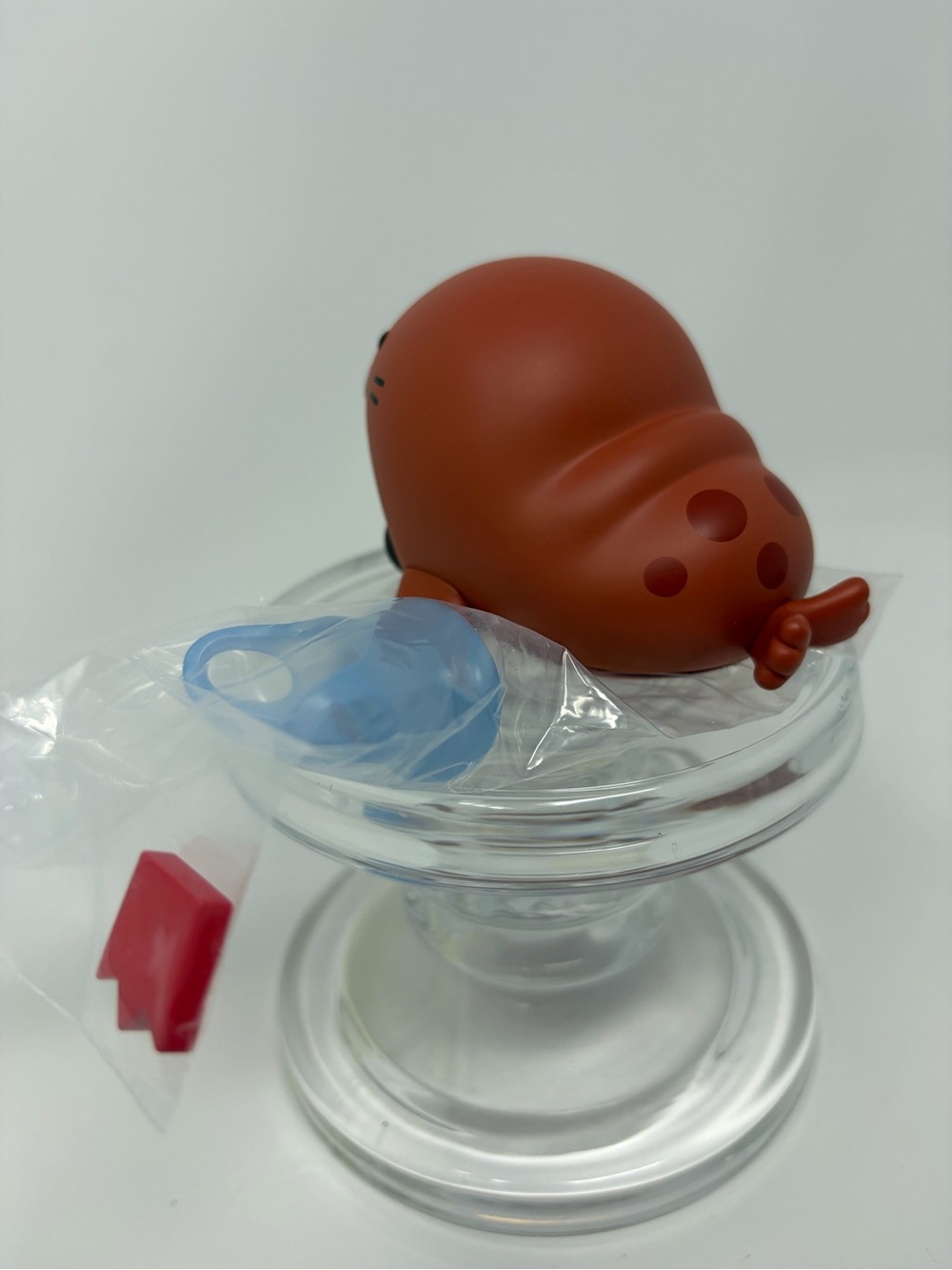 CRYBABY THE WALRUS Popmart CRY ME AN OCEAN Series Vinyl Figure - Picture 4 of 4